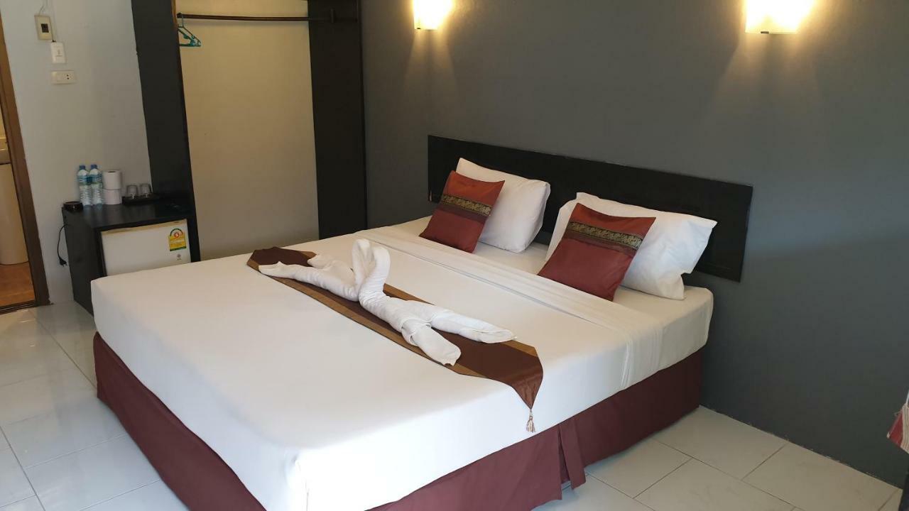 ฟ้าใสเฮาส์ Hotel เขาหลัก ภายนอก รูปภาพ
