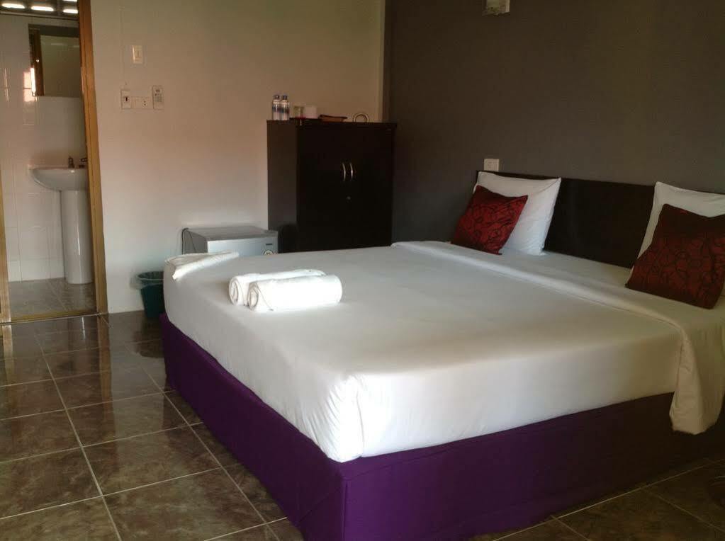 ฟ้าใสเฮาส์ Hotel เขาหลัก ภายนอก รูปภาพ